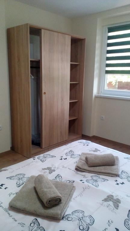 Apartment Marija Sremska Mitrovica Eksteriør billede